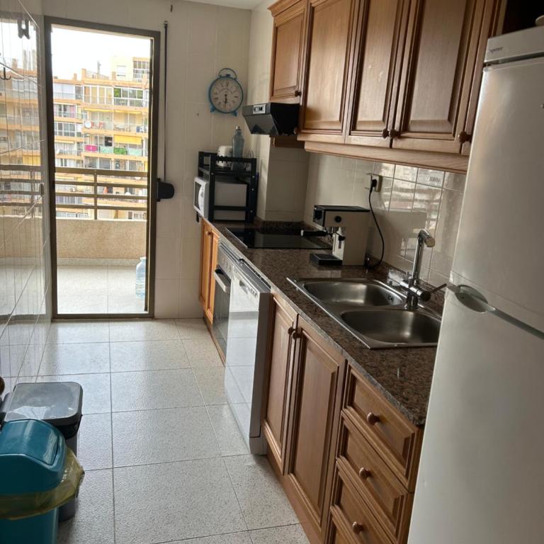 Apartamento con vistas al mar - Two-Bedroom Apartment - 12