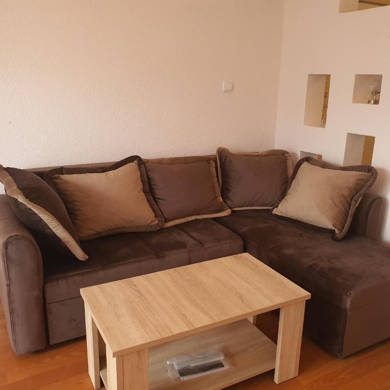 Villa Blanca - Two-Bedroom Apartment - 4