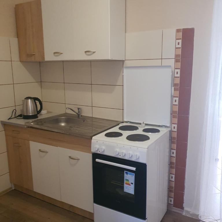 Villa Blanca - One-Bedroom Apartment - 5