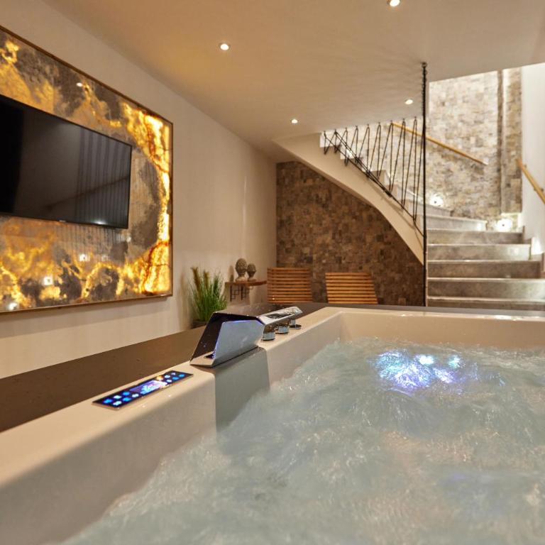 Private Spa & Garden Alpi mit Sauna und Whirlpool - Apartment with Sauna - 38