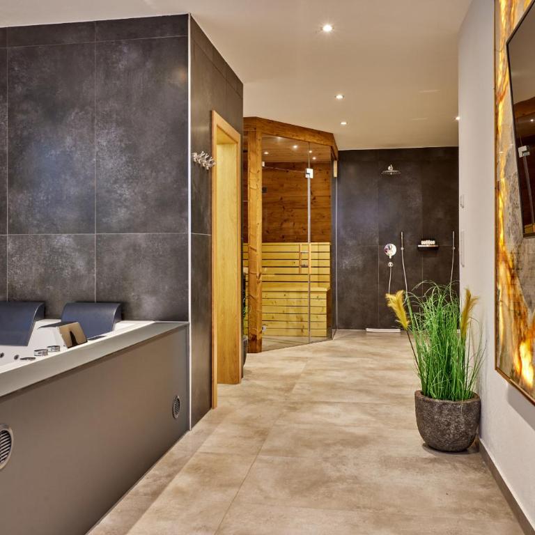 Private Spa & Garden Alpi mit Sauna und Whirlpool - Apartment with Sauna - 58