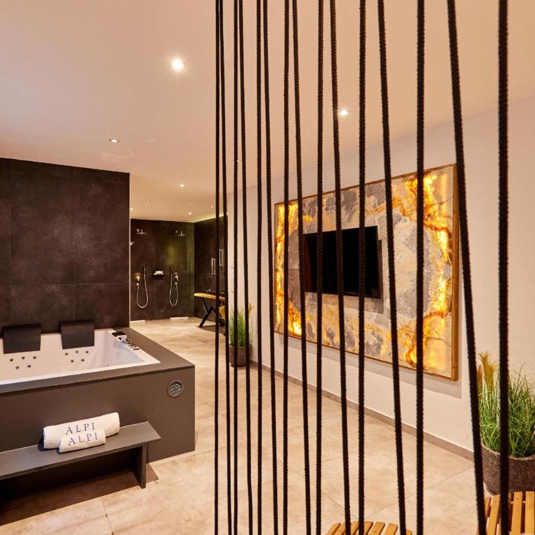 Private Spa & Garden Alpi mit Sauna und Whirlpool - Apartment with Sauna - 54