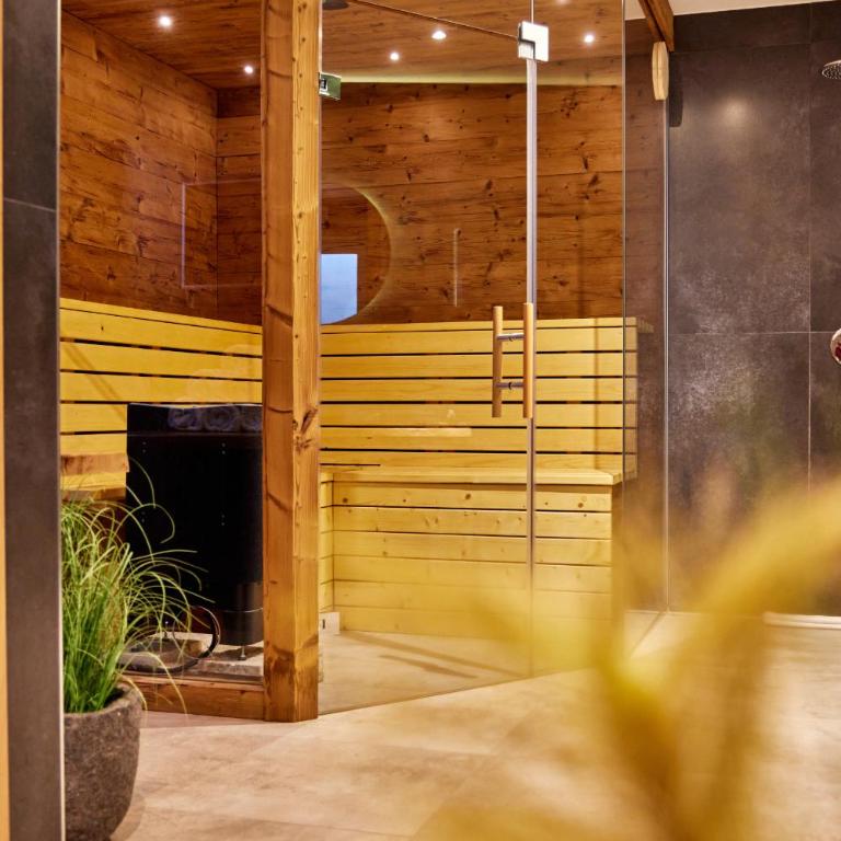 Private Spa & Garden Alpi mit Sauna und Whirlpool - Apartment with Sauna - 35