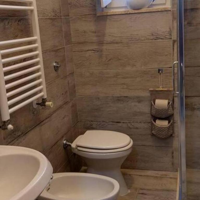 Villa - Sleeps 8 - Patio - Garden - Parking - Villa con 3 Camere da Letto - 9