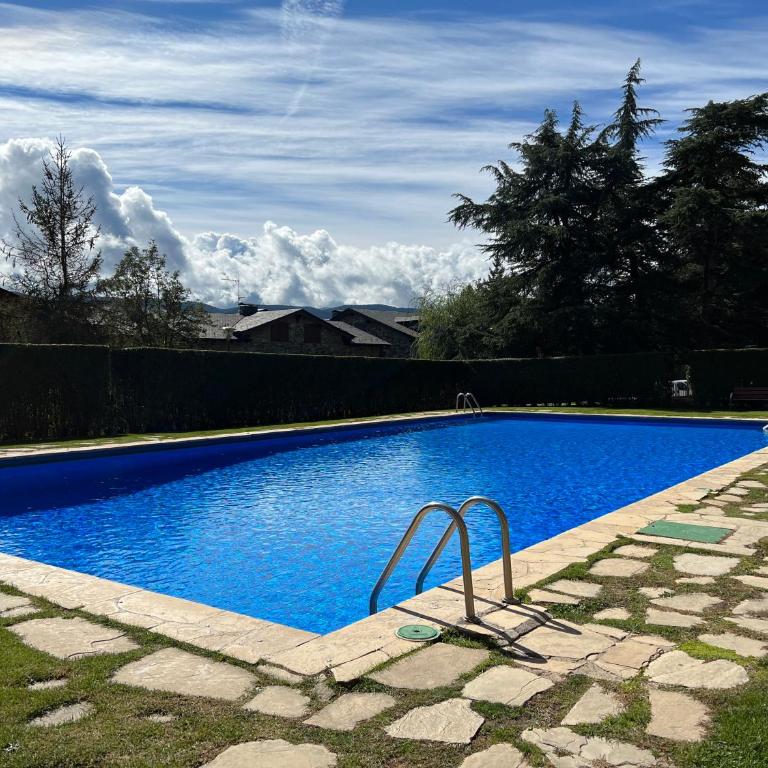 Piso Puigcerda vistas y piscina - Appartamento con 3 Camere da Letto - 4
