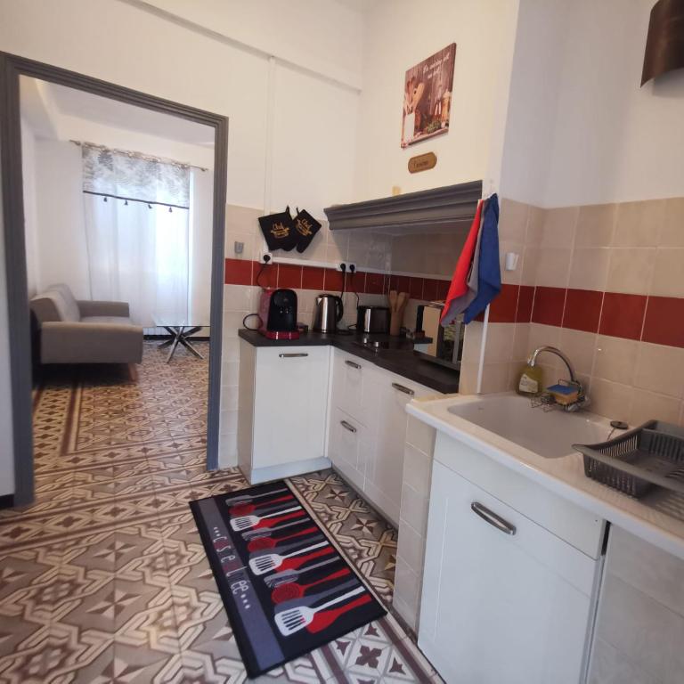 Petit appart entier au cœur des REMPARTS - Netfix et connection fibre gratuits - Appartement 1 Chambre - 1