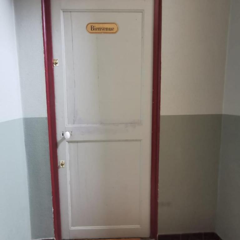 Petit appart entier au cœur des REMPARTS - Netfix et connection fibre gratuits - Appartement 1 Chambre - 8