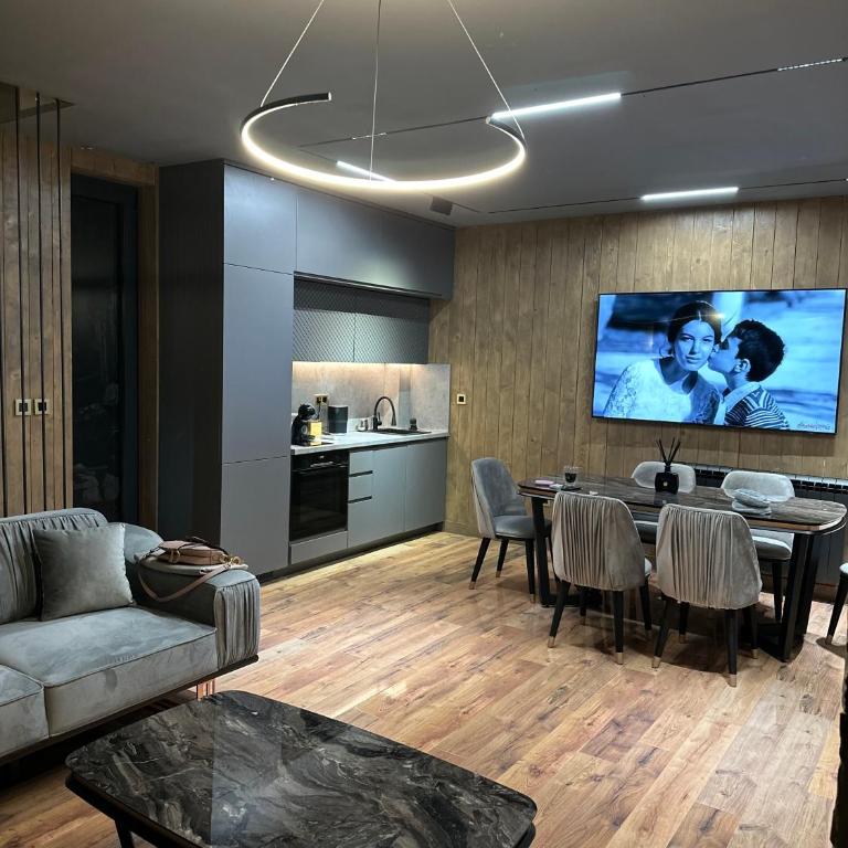 MONTE PINE CHALETS - Two-Bedroom Chalet - 21