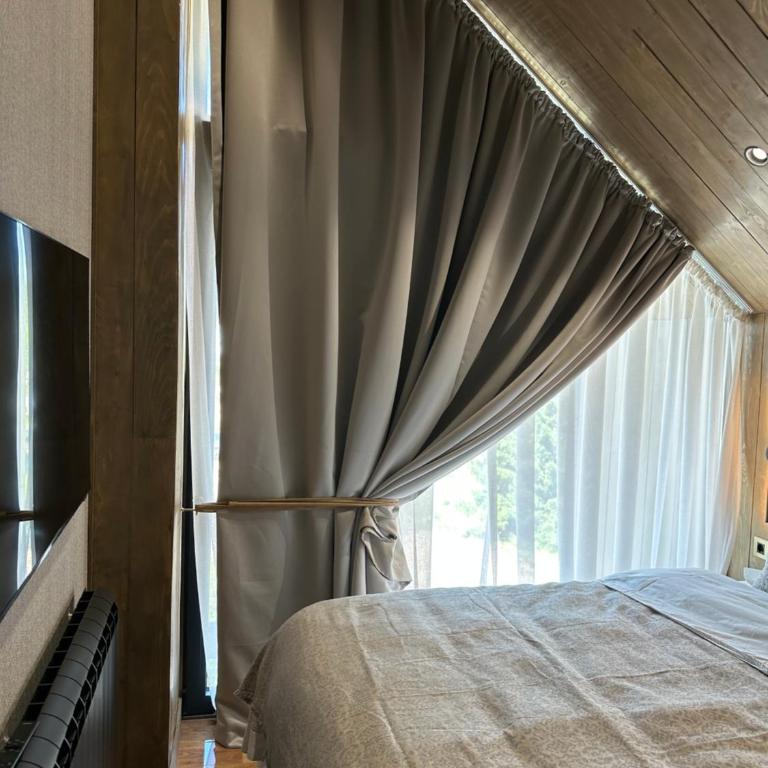 MONTE PINE CHALETS - Two-Bedroom Chalet - 32