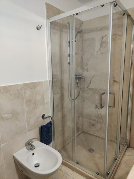 Casa Linda - Three-Bedroom House - 25