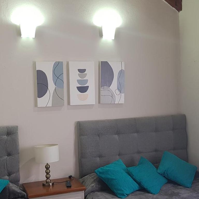 CORDOBA AEROPUERTO KEMPES QUORUM HOSPITAL ALLENDE PRIVADO Siglo XXI Universidad PASCAL Templo Mormon de Villa Belgrano - Habitación Triple con baño - 29