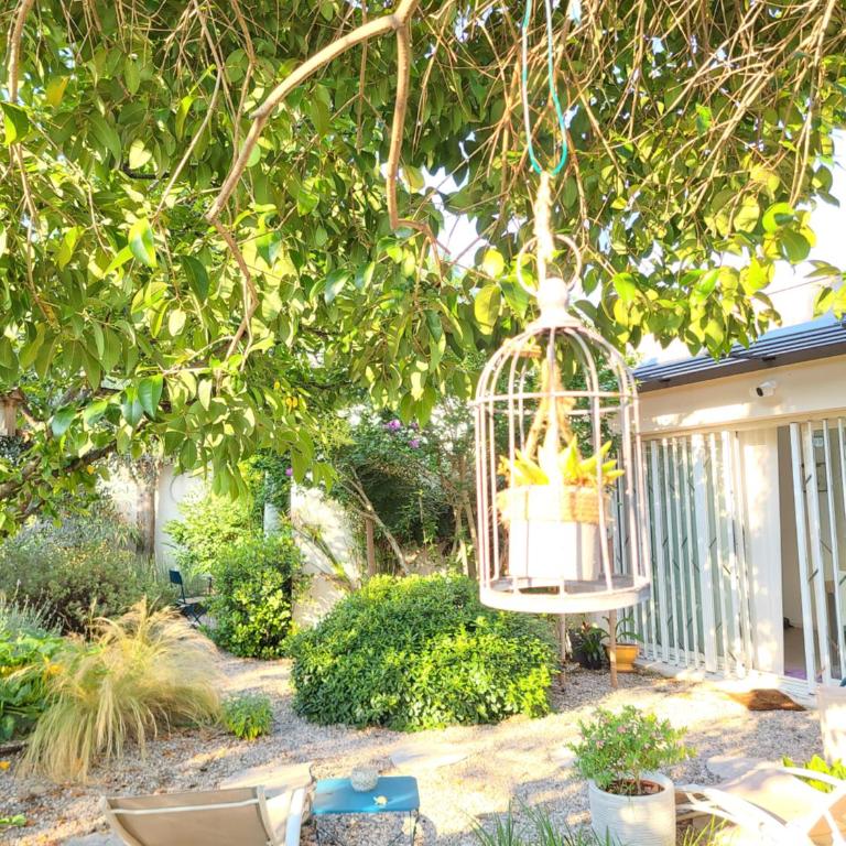 Chez Nous dans notre petit jardin - Camera Matrimoniale con Bagno Privato Esterno - 13