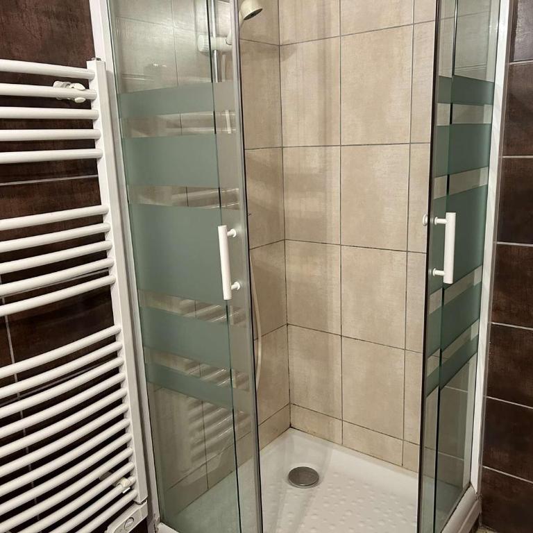 Appartement 2 pièces cabine climatisé avec terrasse et parking privé - 6 couchages - Le Grau-du-Roi - FR-1-250-257 - Apartment - 15