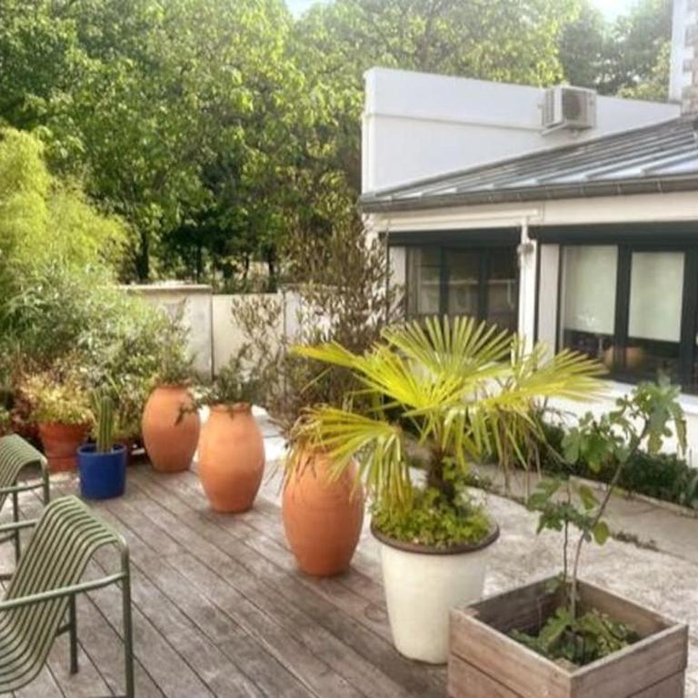 Loft familial avec grand jardin verdoyant - Maison 3 Chambres - 35
