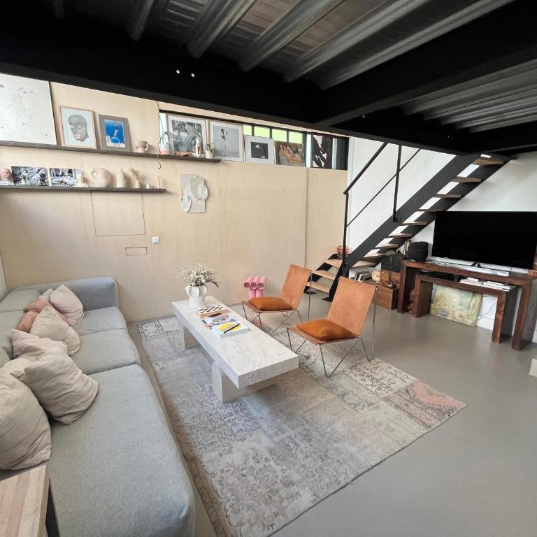 Loft familial avec grand jardin verdoyant - Maison 3 Chambres - 16