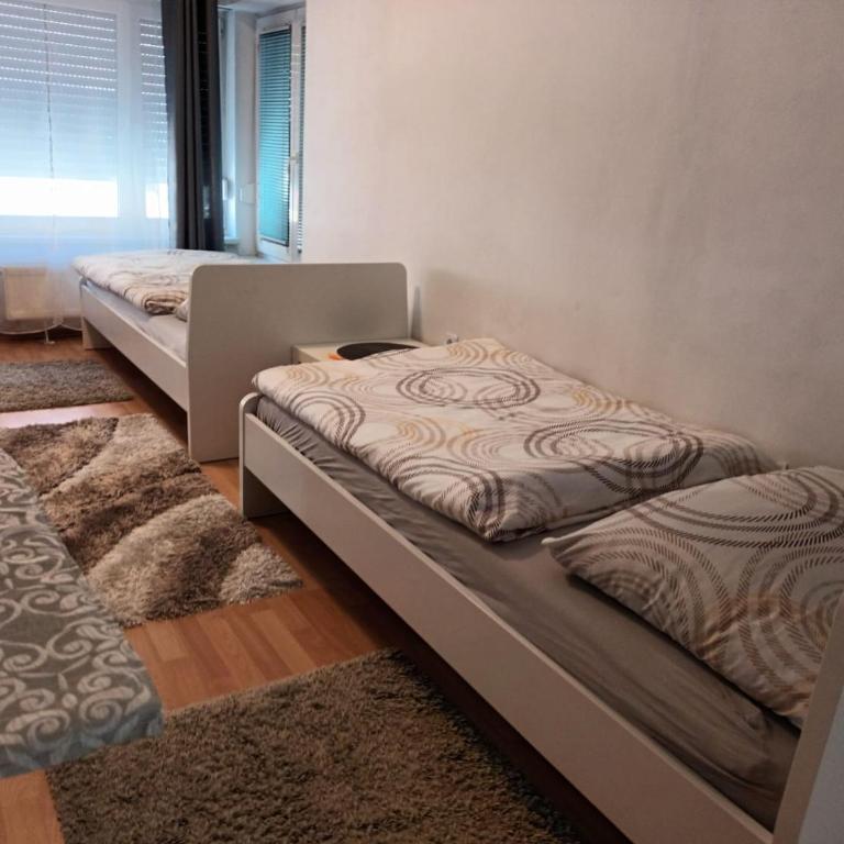 Privat Zimmer KF - Twin Room - 12