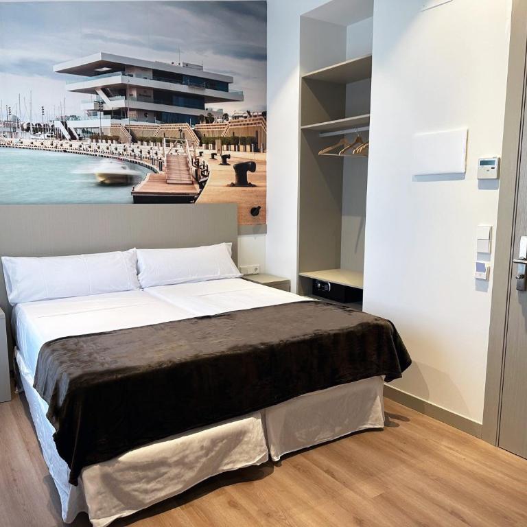 Hotel BESTPRICE Valencia - Deluxe Double Room - 3