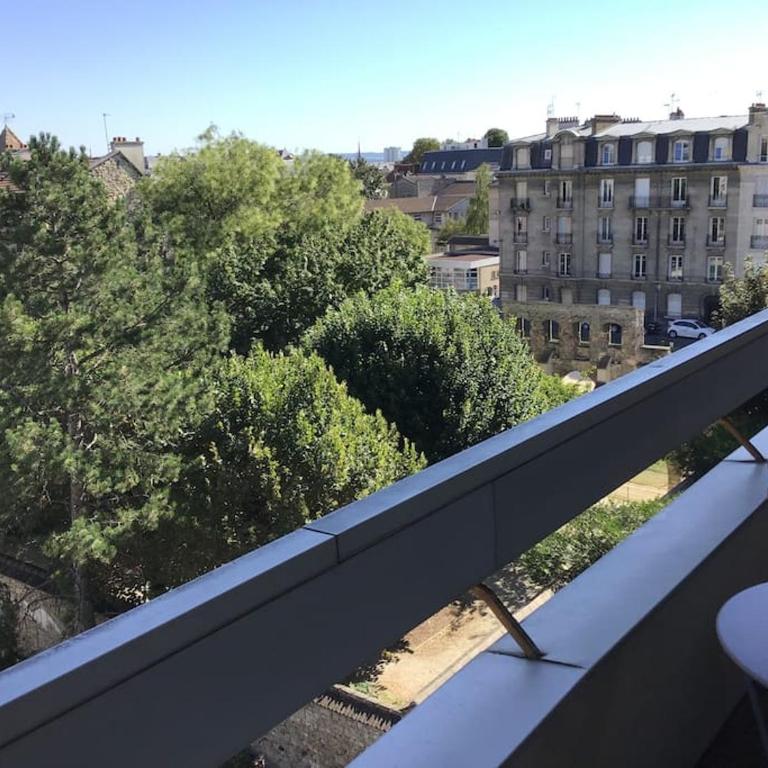 Studio- avec parking- proche Cathedrale - Appartamento con 1 Camera da Letto - 12