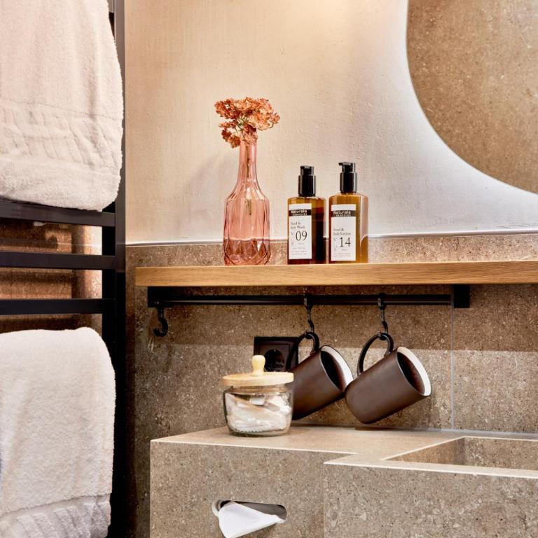 Gramai Alm alpengenuss & natur spa - Doppelzimmer mit Balkon - 2