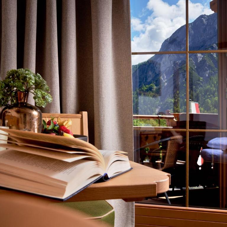 Gramai Alm alpengenuss & natur spa - Doppelzimmer mit Balkon - 3