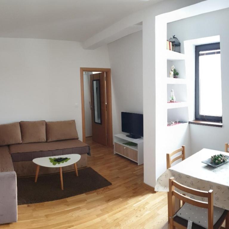 Apartman 5 Jahorina - Apartment - 1