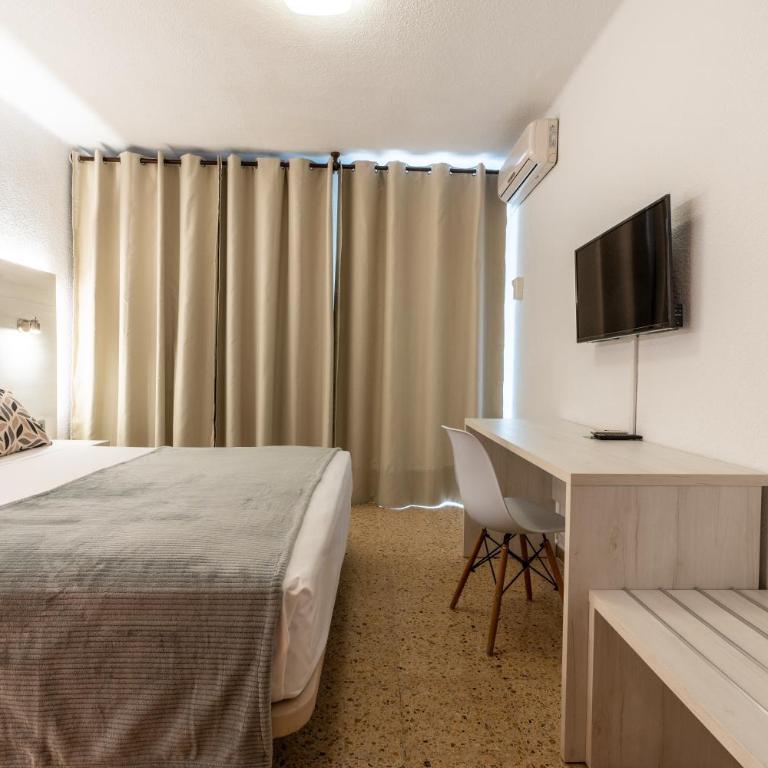 Hotel Ecoavenida - Standard Double or Twin Room with Balcony - 4