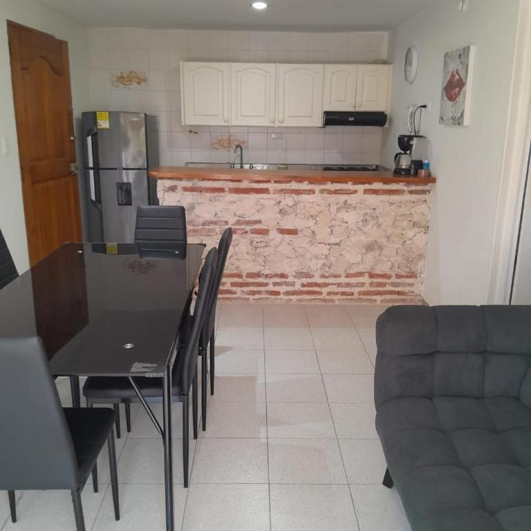 Condominio en la Playa de Crespo - One-Bedroom Apartment - 4