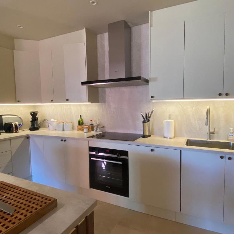 Havsutsikt - penthouse 200 m från stranden - Elviria - Apartamento de 2 dormitorios con terraza y vistas al mar - 32