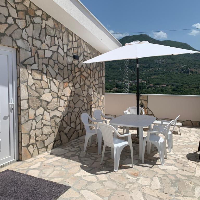 Villa Tunaj new Pool and BBQ - One-Bedroom Villa - 9