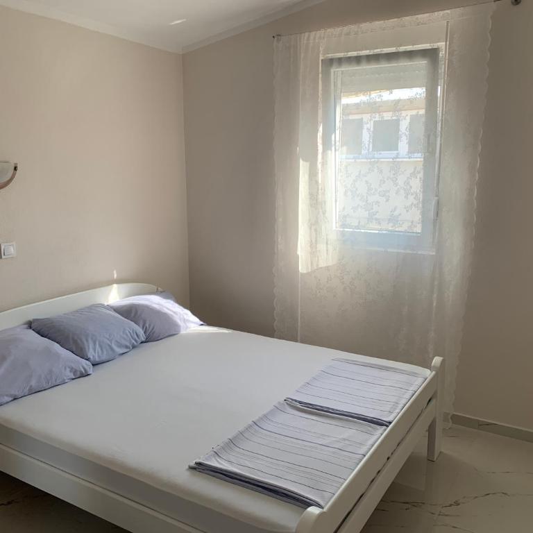 Villa Tunaj new Pool and BBQ - One-Bedroom Villa - 6