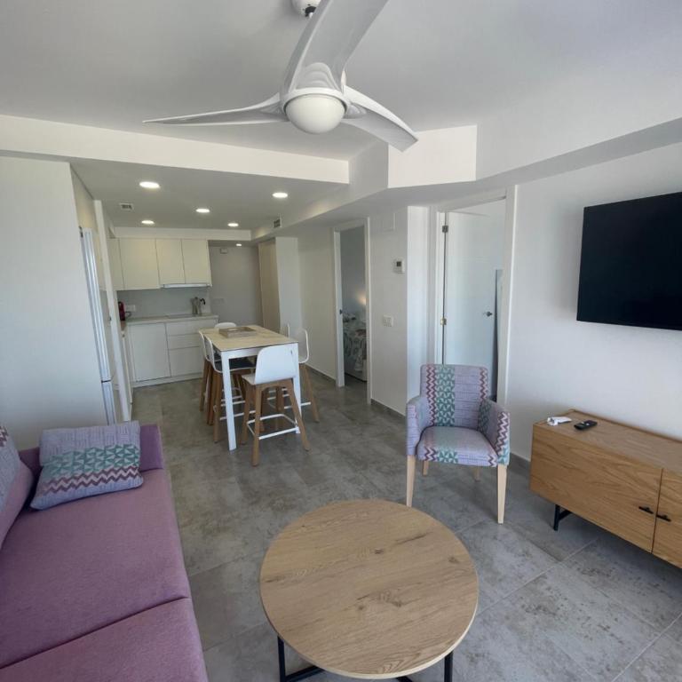 Medi Playa primera linea con piscina - Apartment mit 3 Schlafzimmern - am Meer - 12