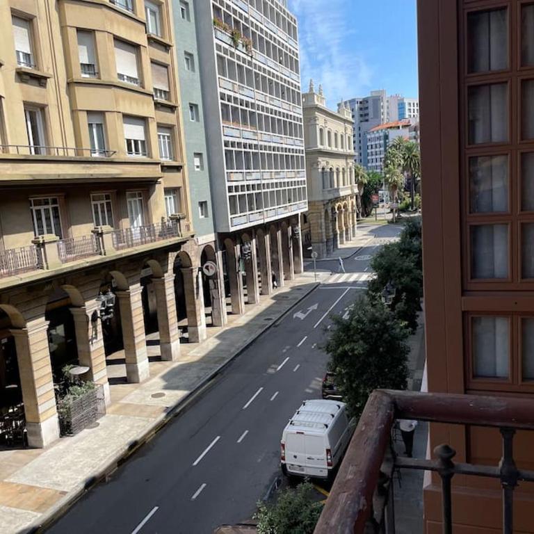 El Carmen centro GIJON con GARAJE - Apartamento de 2 dormitorios - 4