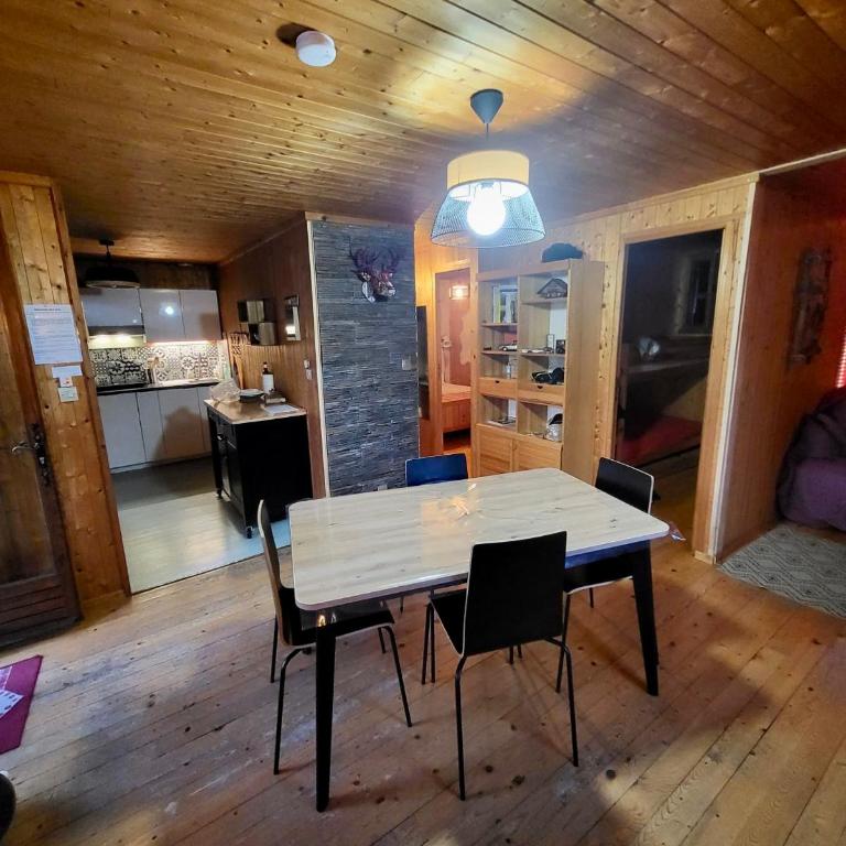 Petit chalet 40 m2 en Ubaye BARCELONNETTE - Chalet mit 2 Schlafzimmern - 12