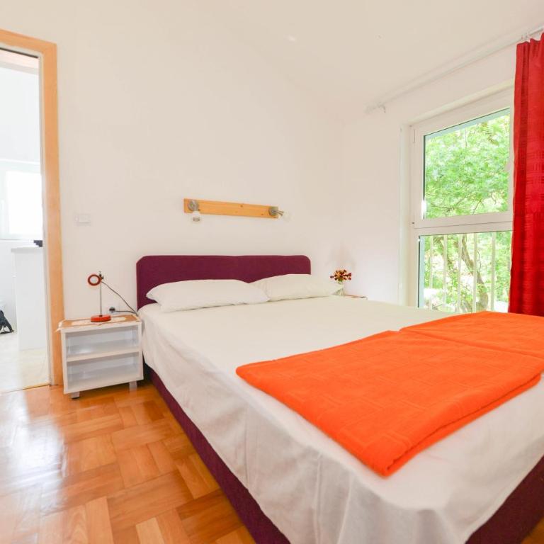 Apartment's Belvedere - Two-Bedroom Apartment - 8