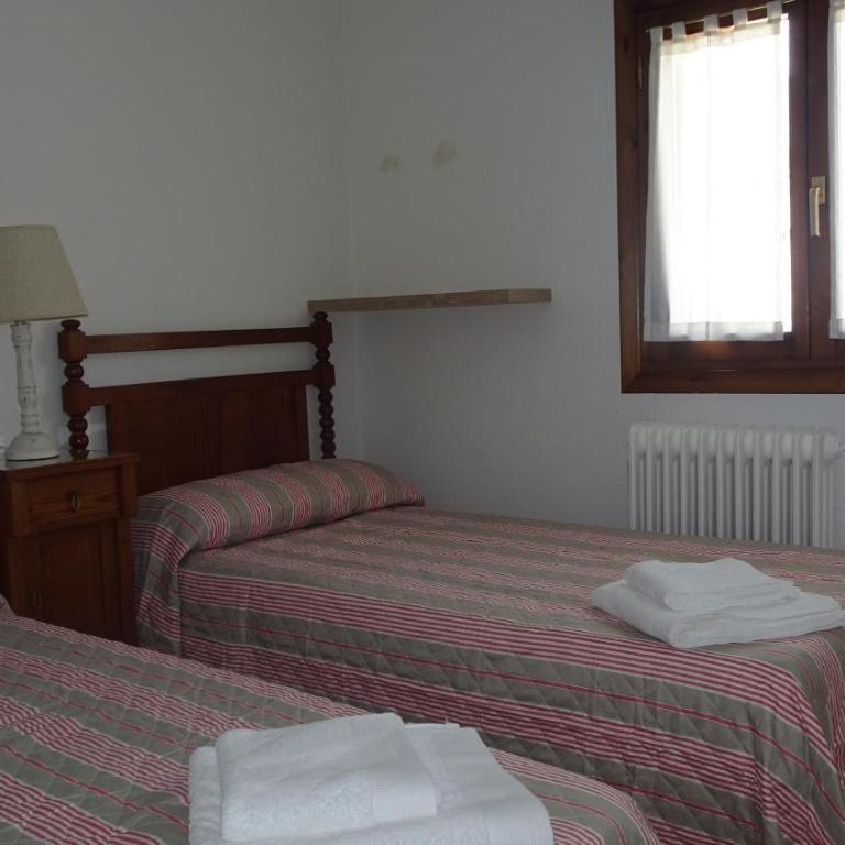 Chalet junto a la Ciudadela de Jaca - Casa de 4 dormitorios - 36