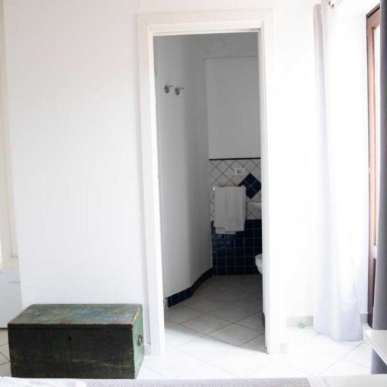 Casa Lussu - Standard Triple Room - 5