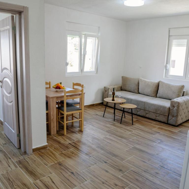 Premium Apartments - One-Bedroom Apartment - 5
