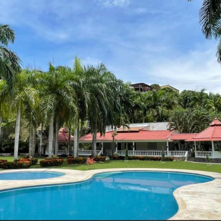 Finca San José los Naranjos - Five-Bedroom House - 1