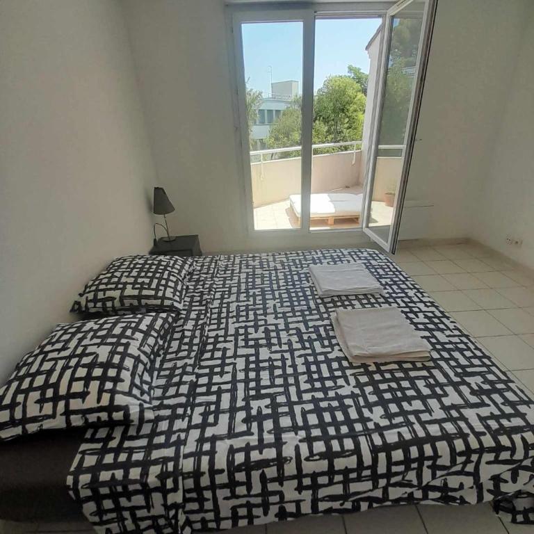 T2 duplex + piscine avec parking - Apartment mit 1 Schlafzimmer - 6
