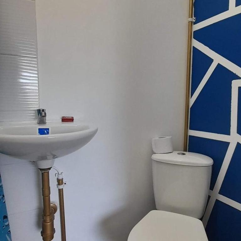 Panamerican Hostel - Economy Twin Room - 4