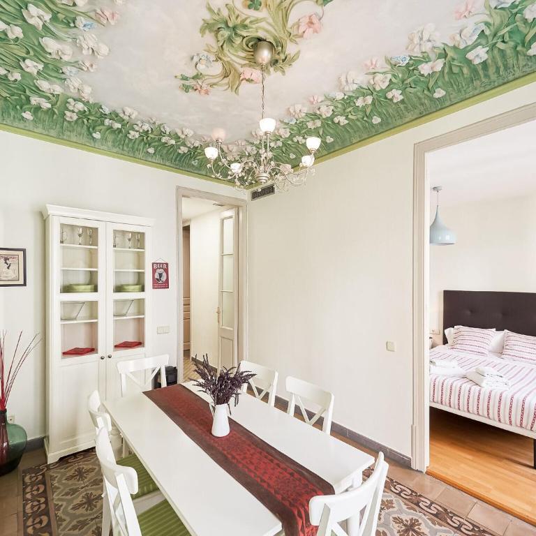 Belvilla by OYO Rambla Paris Apartment - Four-Bedroom Villa - 15