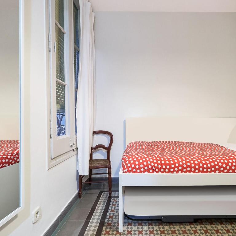 Belvilla by OYO Rambla Paris Apartment - Four-Bedroom Villa - 26