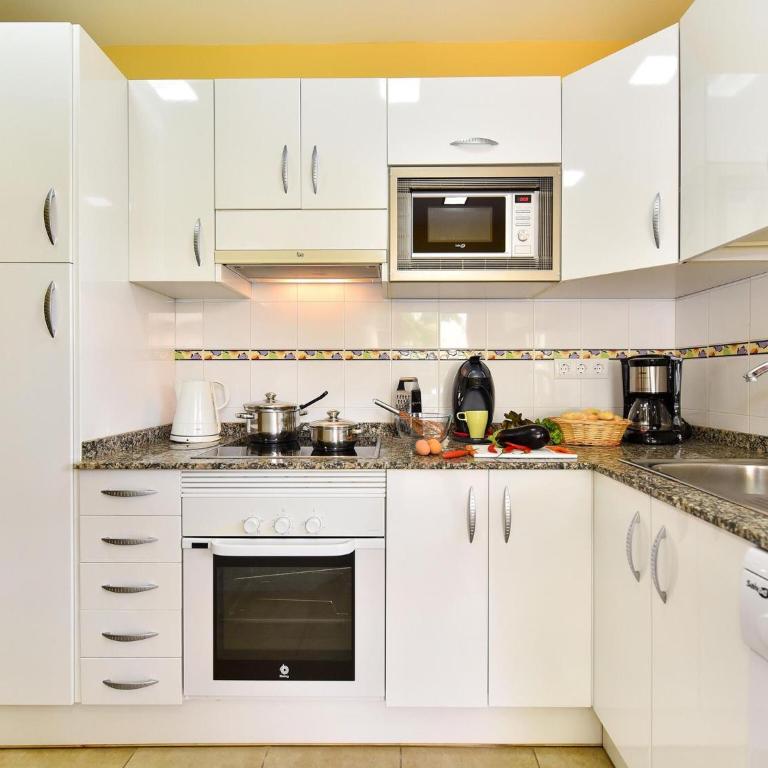 Beach house 50 meters from the beach for a complete holiday - Casa Vacacional de 3 dormitorios - 10
