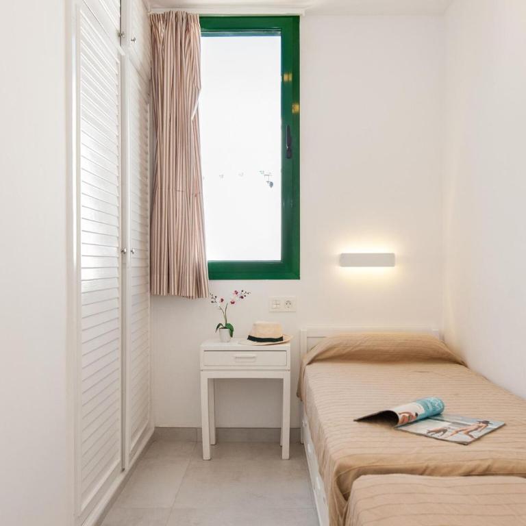 Belvilla by OYO Burras FA03 - Three-Bedroom Vacation Home - 16