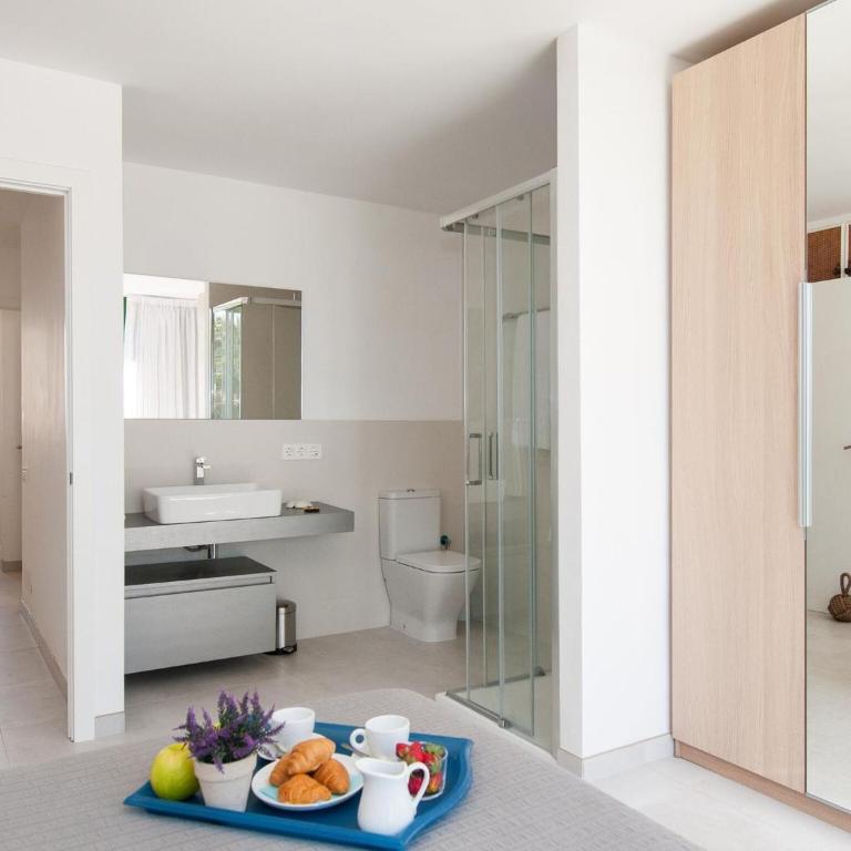 Belvilla by OYO Burras FA03 - Three-Bedroom Vacation Home - 12