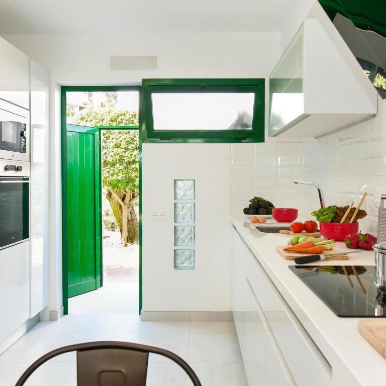 Belvilla by OYO Burras FA03 - Three-Bedroom Vacation Home - 9
