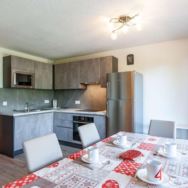 Appartement cosy 2 pièces, cabine, 5 pers, Méribel, près des pistes, animaux admis - FR-1-180-591 - Appartement - 5