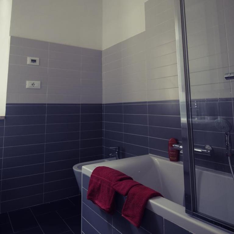 John B .&B. - Camera Matrimoniale con Bagno Privato - 15