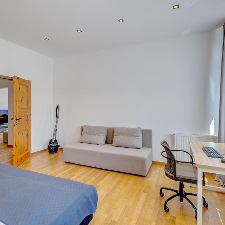 Kaza Guesthouse, centrally located 2 & 3 bedroom Apartments in Augsburg - Apartment mit 3 Schlafzimmern - 5