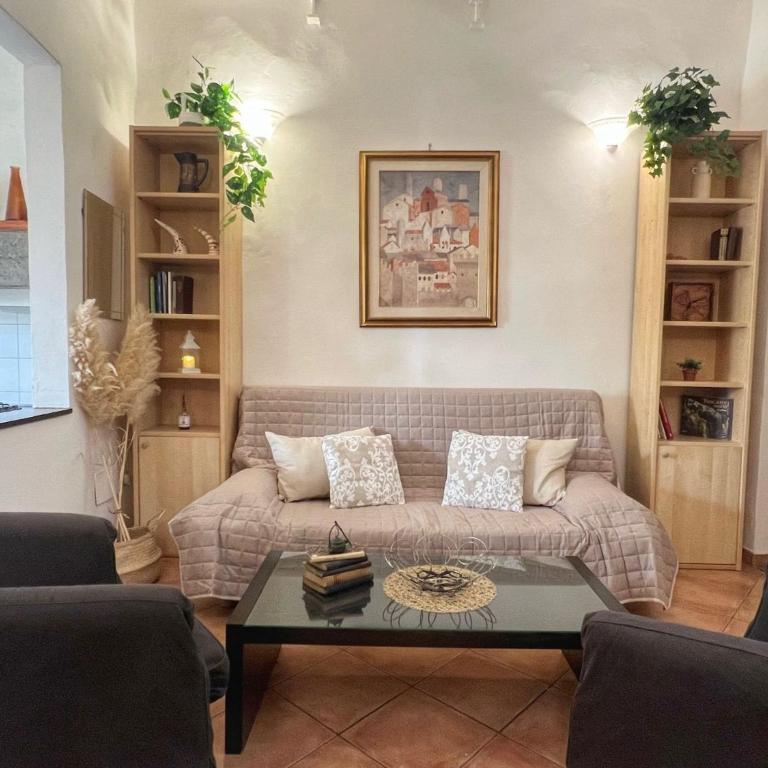 Il Giglio Bianco - One-Bedroom Apartment - 1